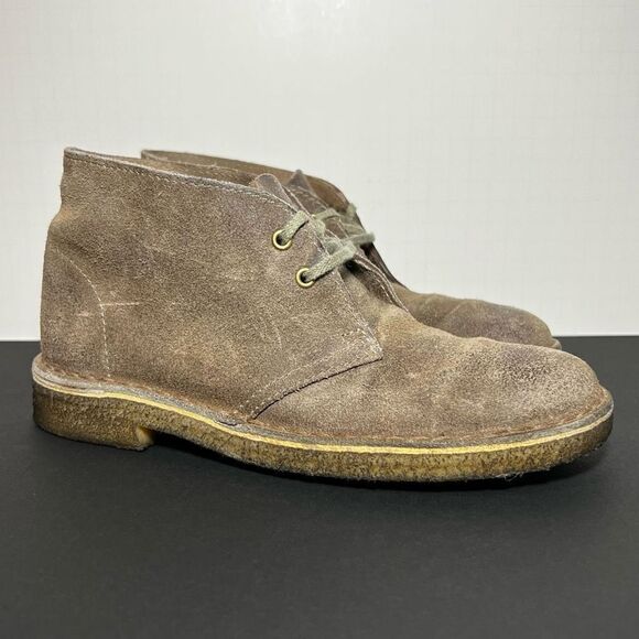 Womens CLARKS Desert Boot Distressed Taupe Chukka Boots / Size 6 - Picture 1 of 11